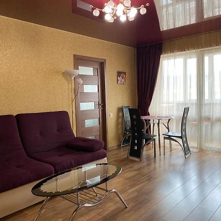 New Apartments With Panoramic Views On Avenue Nauky Jarkov Exterior foto