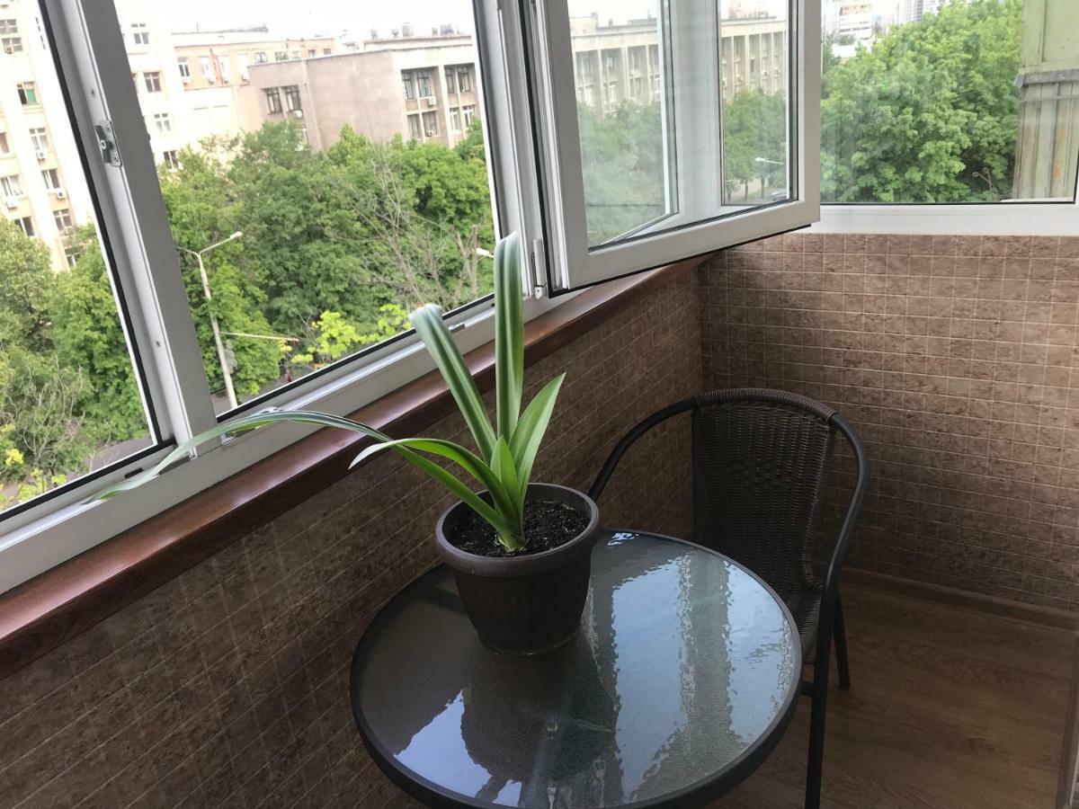 New Apartments With Panoramic Views On Avenue Nauky Jarkov Exterior foto